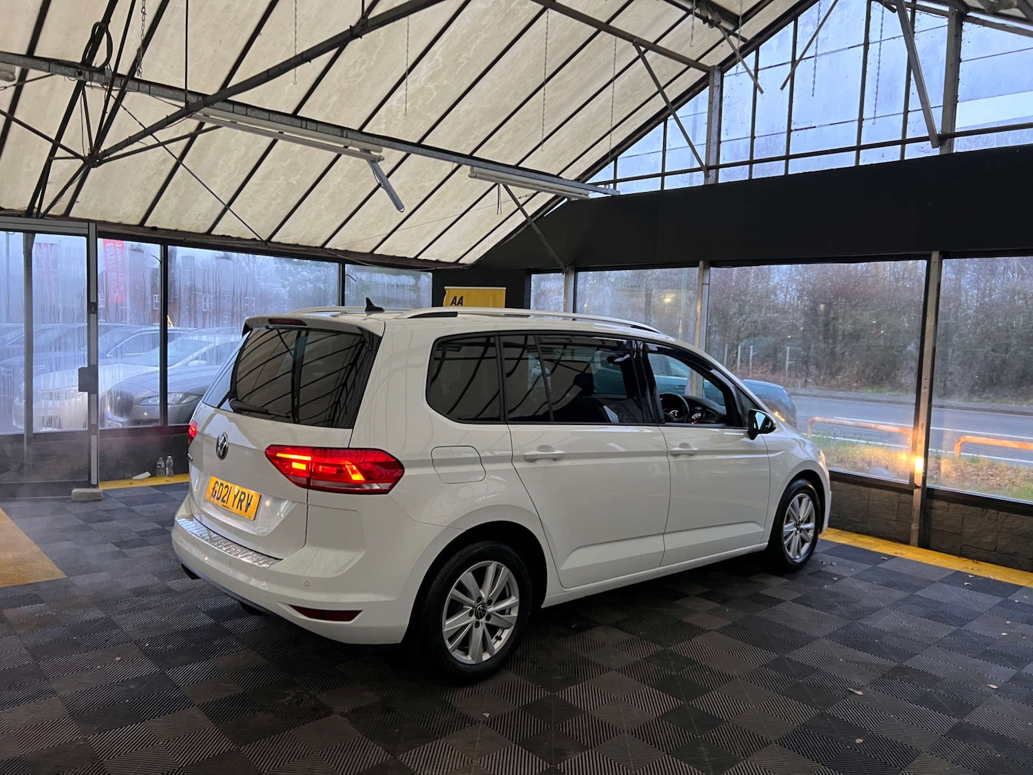 Used Volkswagen Touran 2021 for sale - 77038514: Photo 8