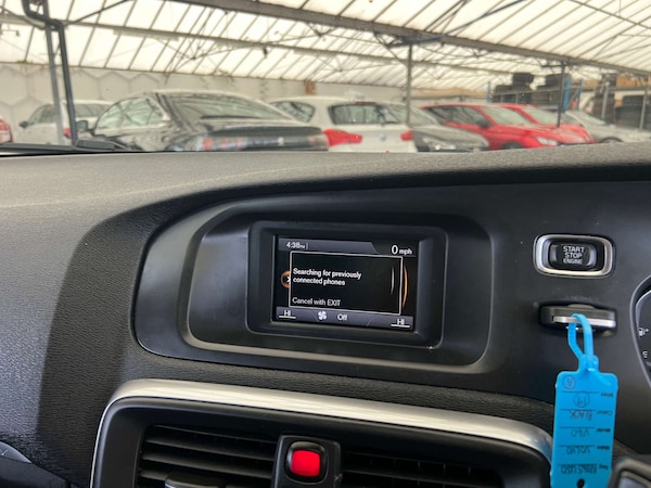 Used Volvo V40 2015 for sale - 76287451: Photo 20