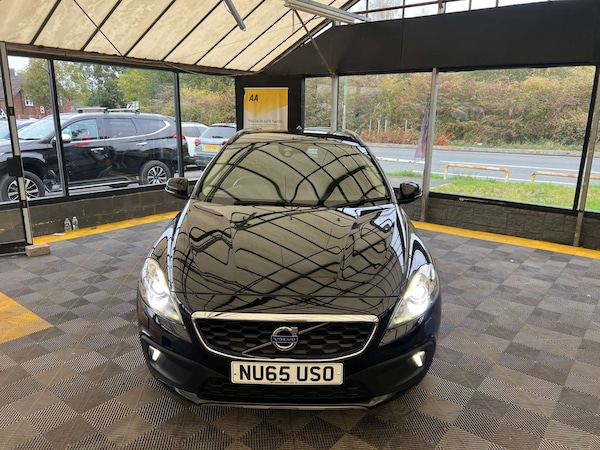 Used Volvo V40 2015 for sale - 76287451: Photo 3