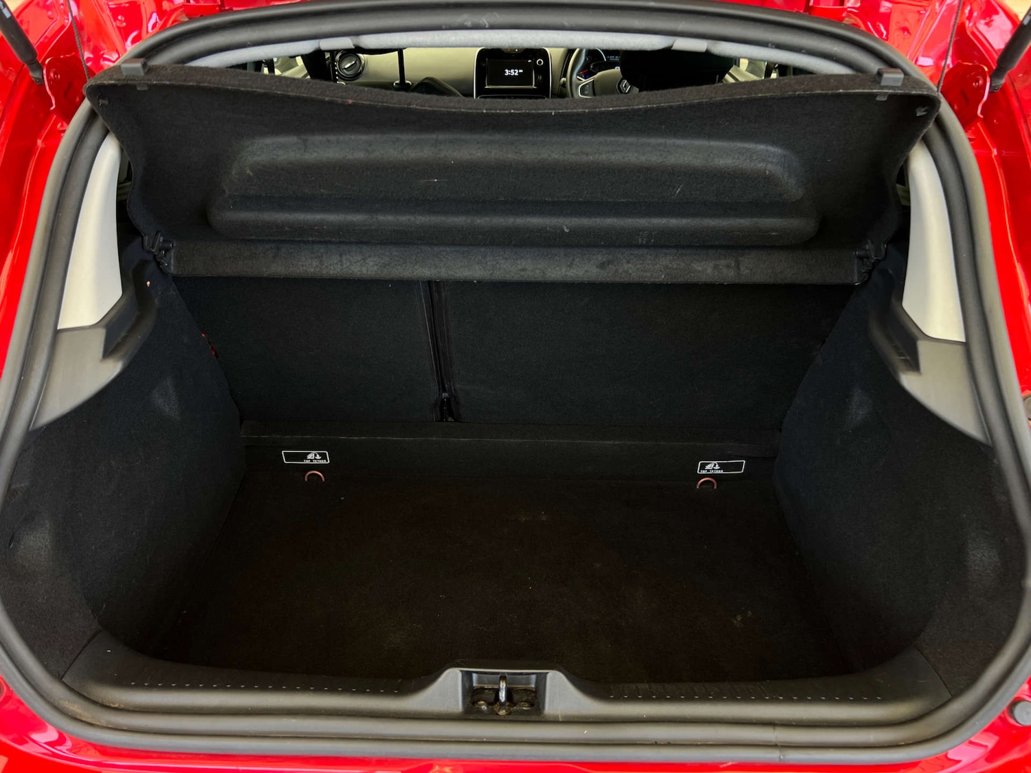 Used Renault Clio 2019 for sale - 78202485: Photo 25