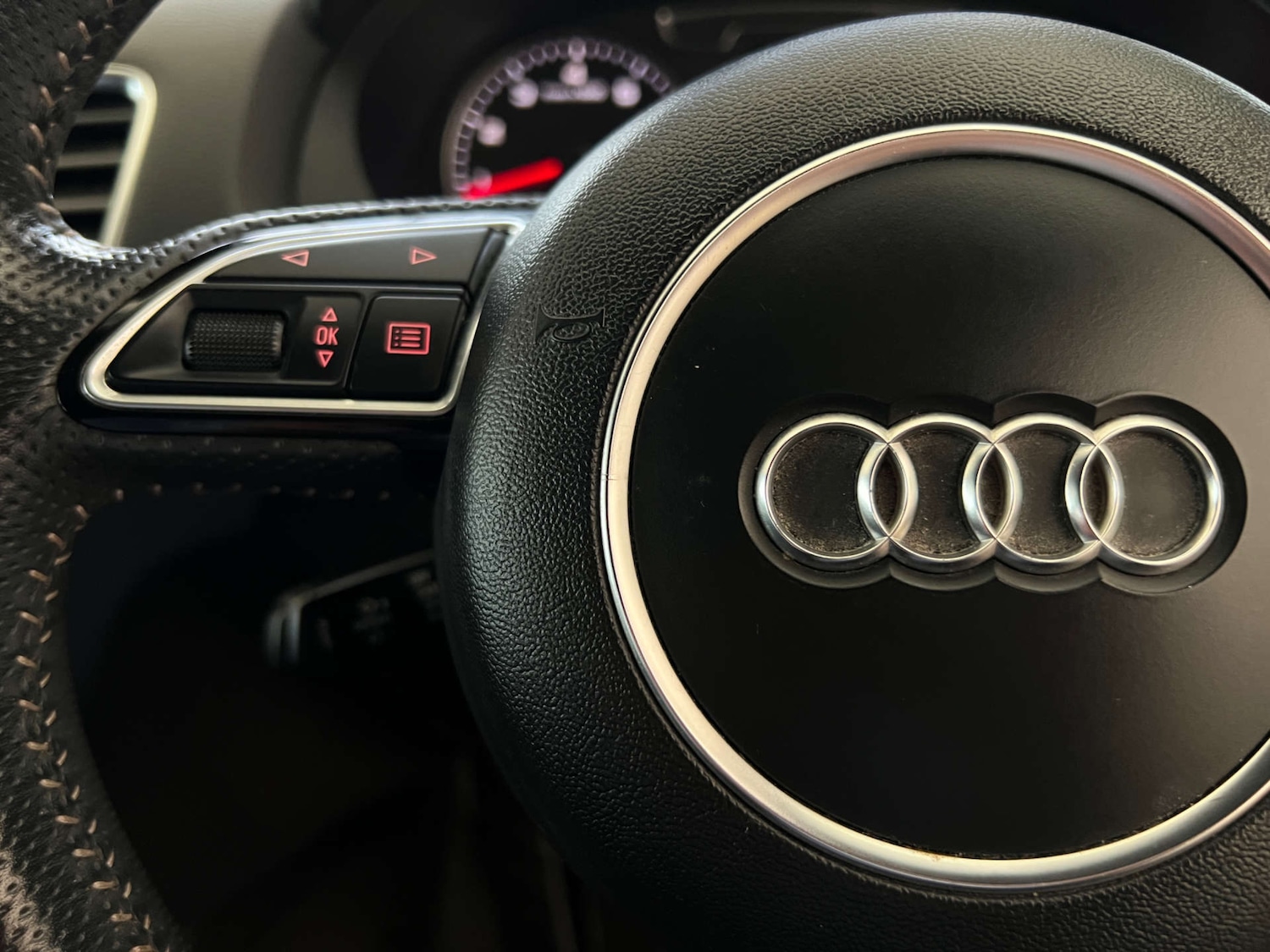 Used Audi Q3 2018 for sale - 78032027: Photo 16