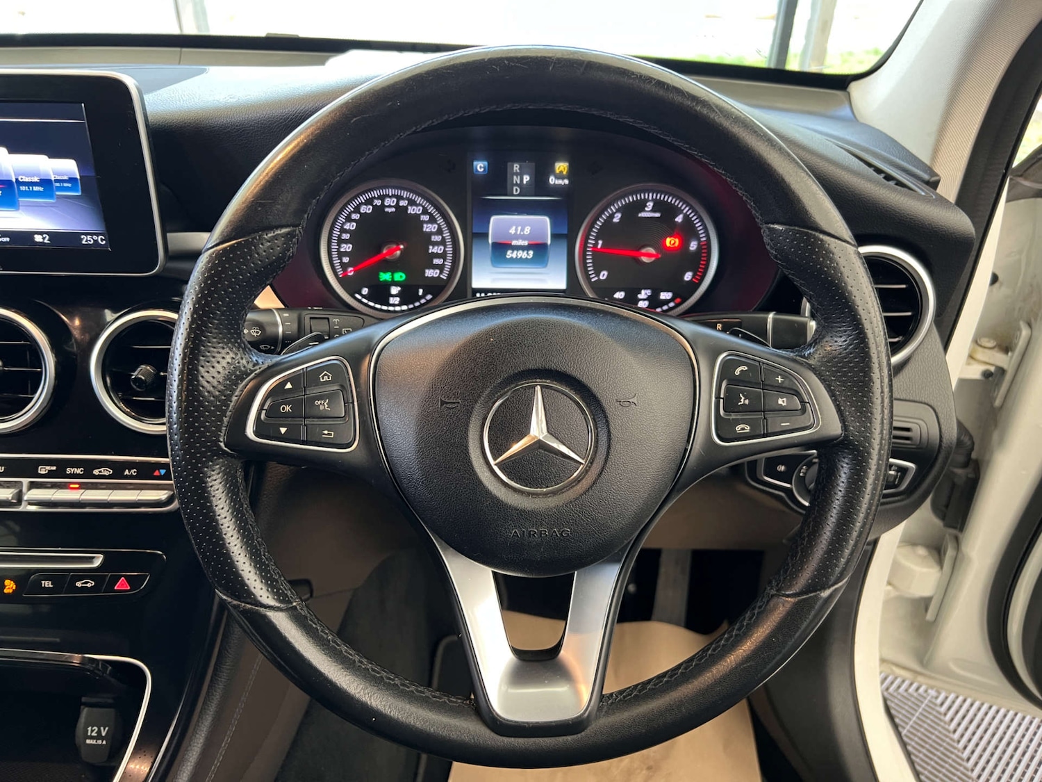 Used Mercedes-Benz GLC 2017 for sale - 76650401: Photo 12