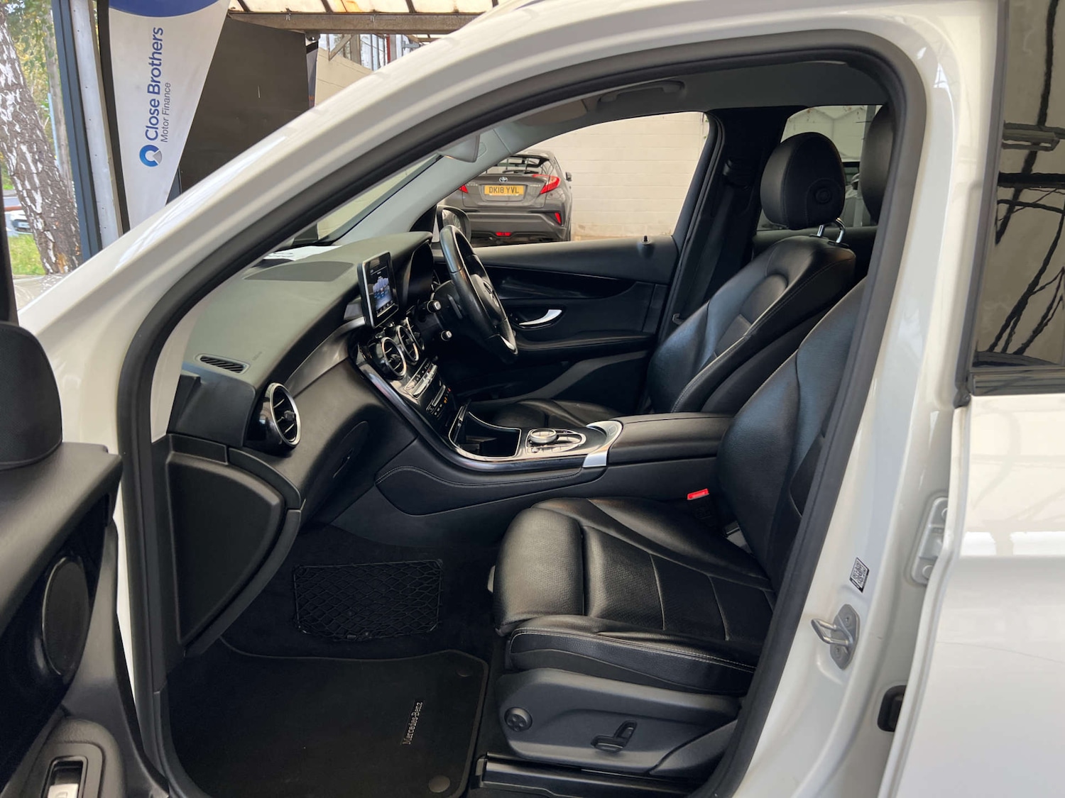 Used Mercedes-Benz GLC 2017 for sale - 76650401: Photo 23