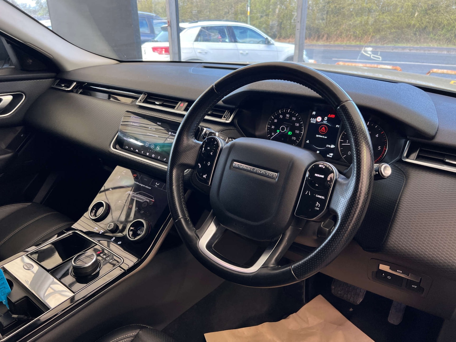 Used Land Rover Range Rover Velar 2018 for sale - 78025297: Photo 12