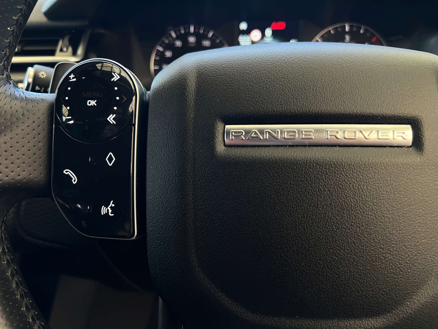 Used Land Rover Range Rover Velar 2018 for sale - 78025297: Photo 16