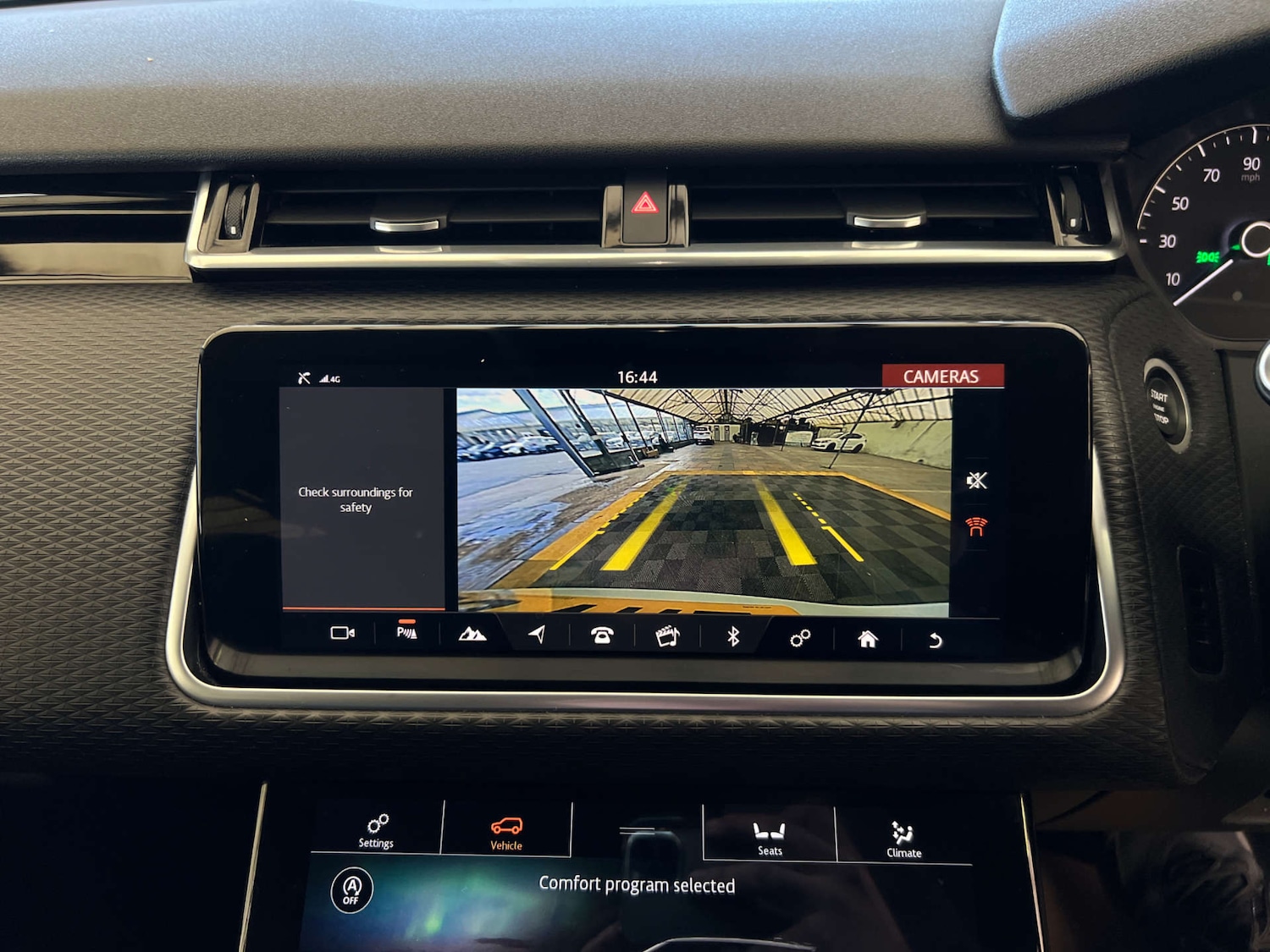 Used Land Rover Range Rover Velar 2018 for sale - 78025297: Photo 24