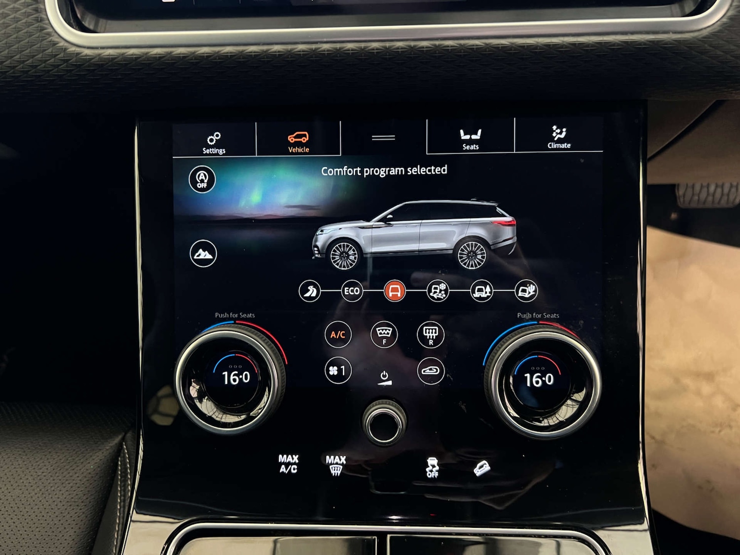 Used Land Rover Range Rover Velar 2018 for sale - 78025297: Photo 25