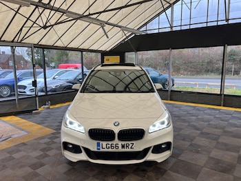 Used BMW 2 Series 2016 for sale - 76734391: Photo