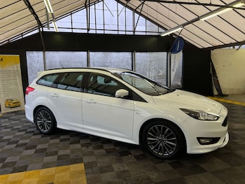 Used Ford Focus 2017 for sale - 77877265: Photo