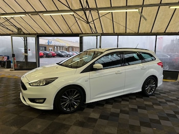 Used Ford Focus 2017 for sale - 77877265: Photo