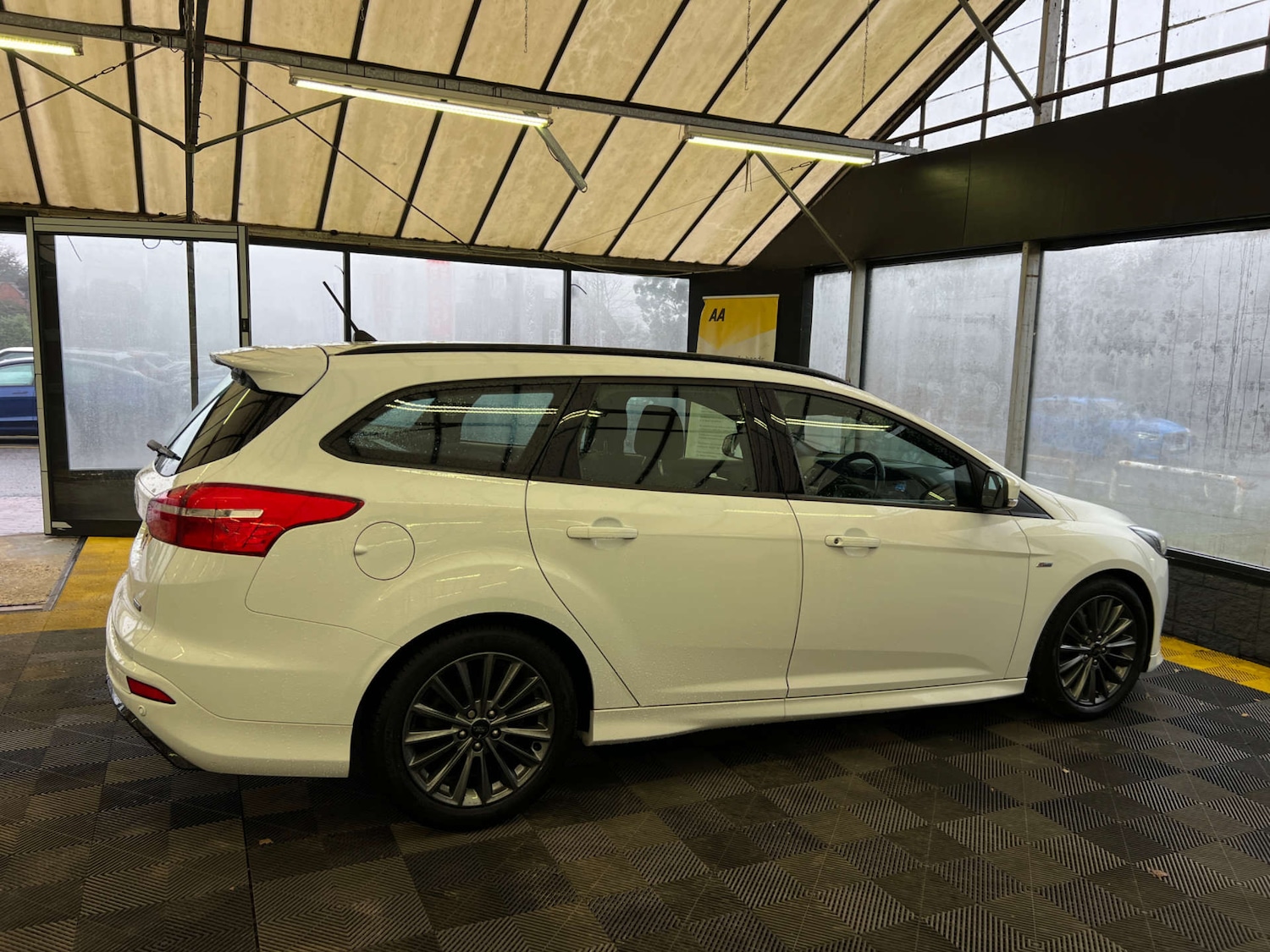 Used Ford Focus 2017 for sale - 77877265: Photo 7