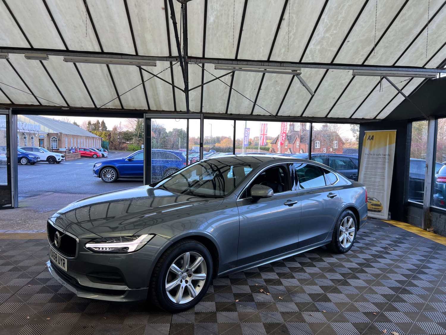Used Volvo S90 2019 for sale - 76940207: Photo 4