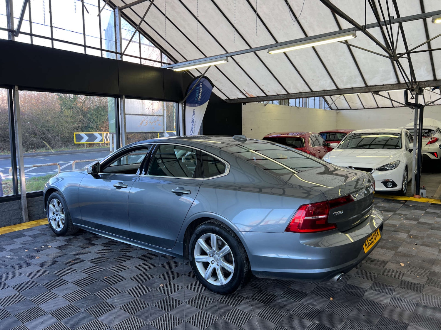 Used Volvo S90 2019 for sale - 76940207: Photo 5