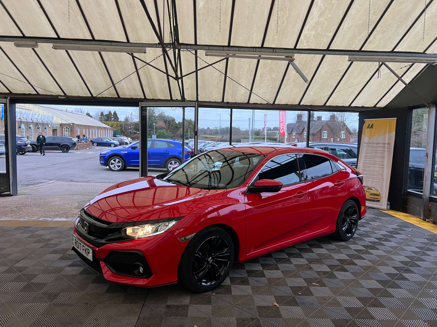 Used Honda Civic 2017 for sale - 77073373: Photo 4