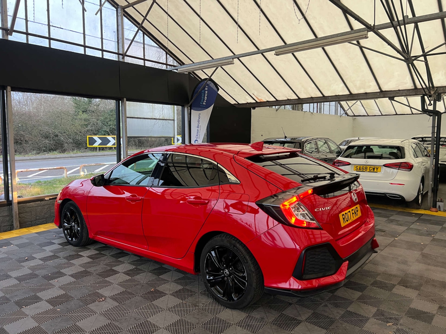 Used Honda Civic 2017 for sale - 77073373: Photo 6