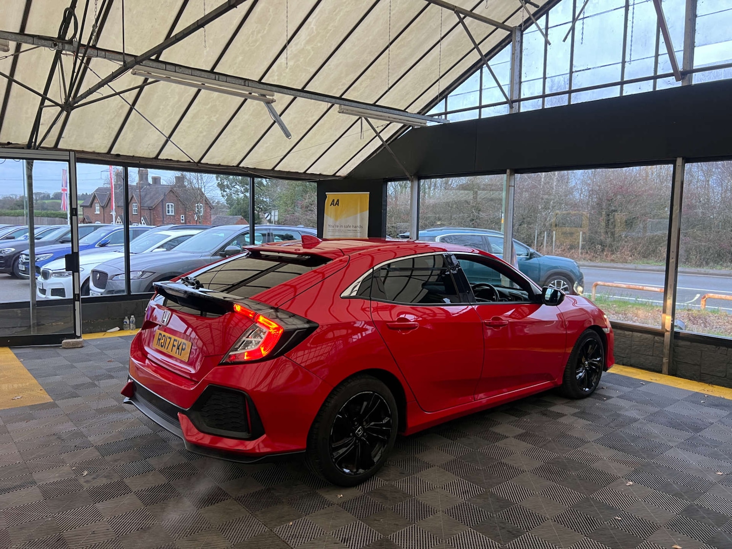 Used Honda Civic 2017 for sale - 77073373: Photo 8