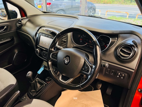 Used Renault Captur 2017 for sale - 75470106: Photo 13