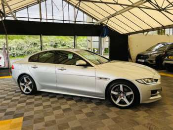 Used Jaguar XE 2016 for sale - 74651948: Photo