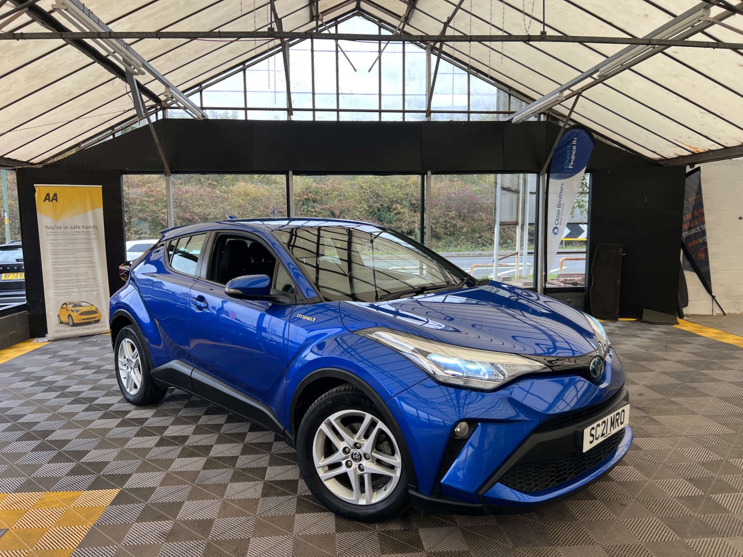 Used Toyota C-HR 2021 for sale - 76329516: Photo 1