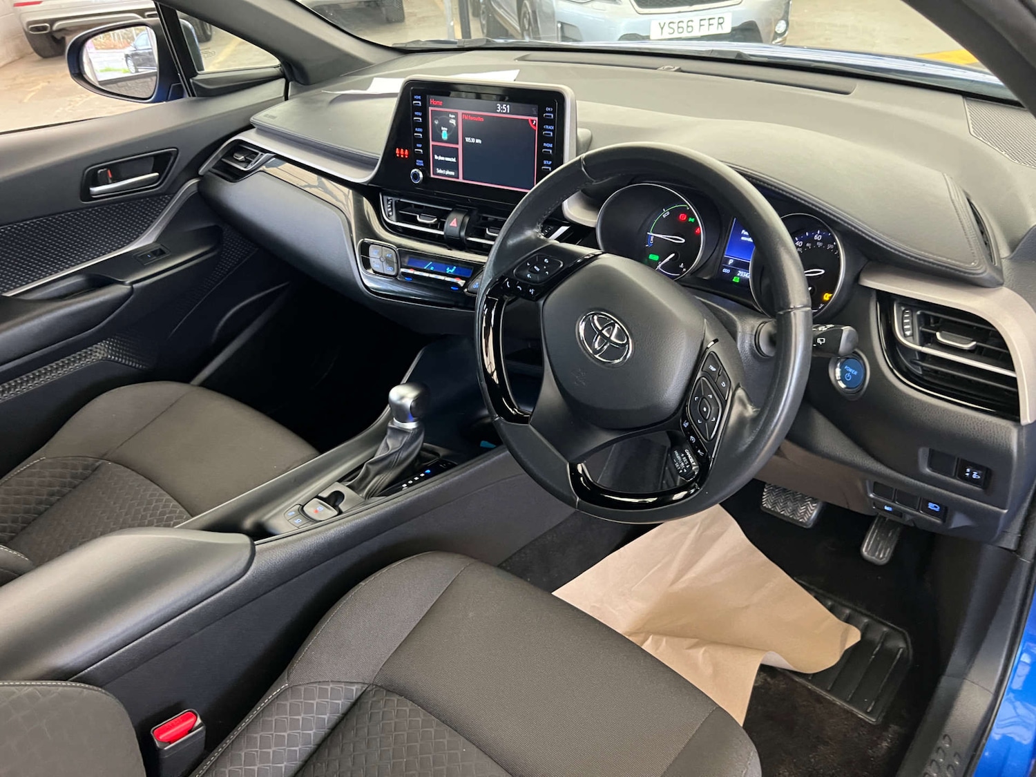 Used Toyota C-HR 2021 for sale - 76329516: Photo 12