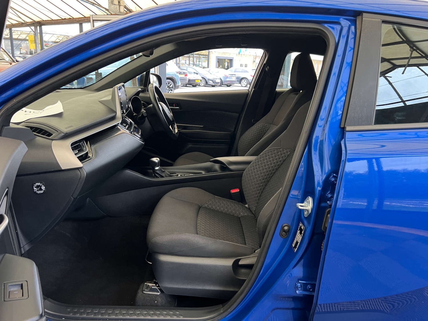 Used Toyota C-HR 2021 for sale - 76329516: Photo 23