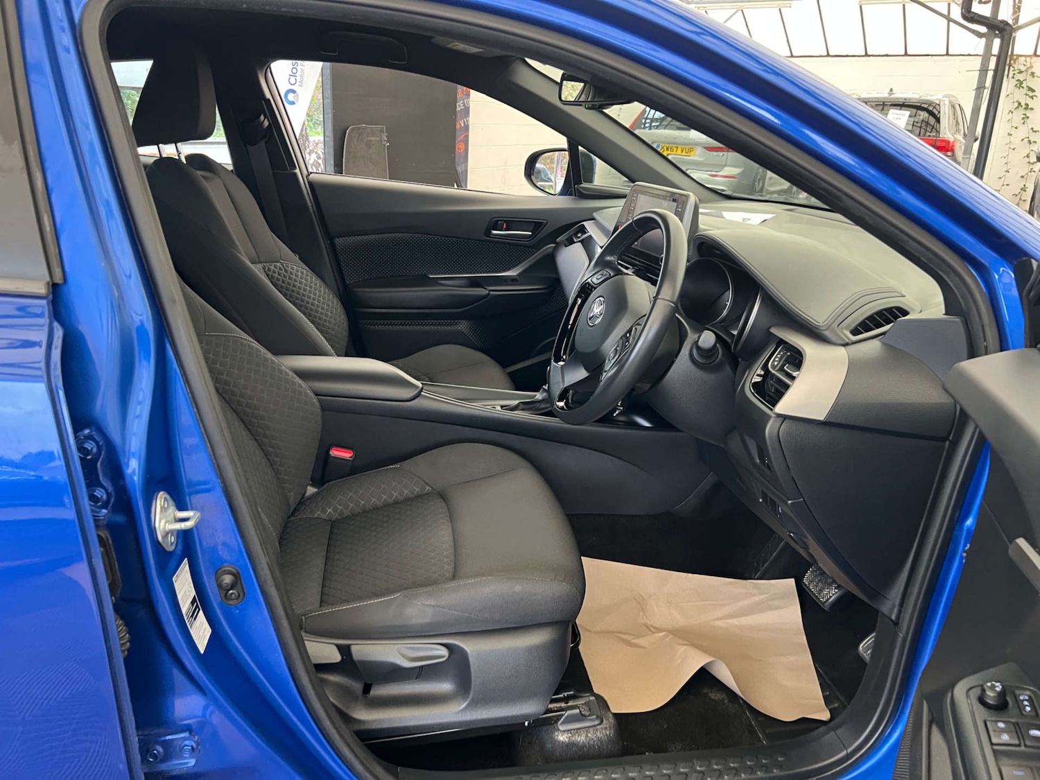 Used Toyota C-HR 2021 for sale - 76329516: Photo 9