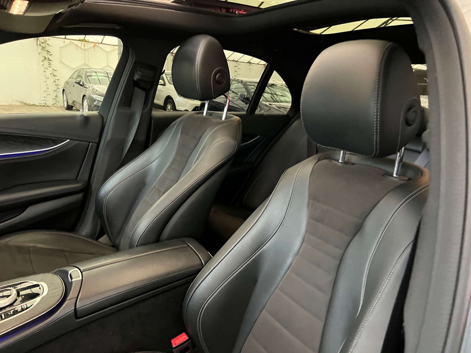 Used Mercedes-Benz E Class 2018 for sale - 76174338: Photo 26