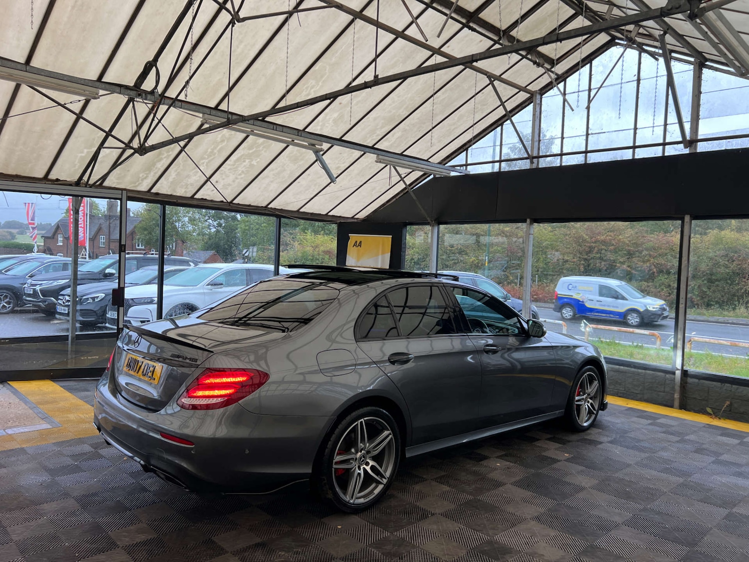 Used Mercedes-Benz E Class 2018 for sale - 76174338: Photo 7