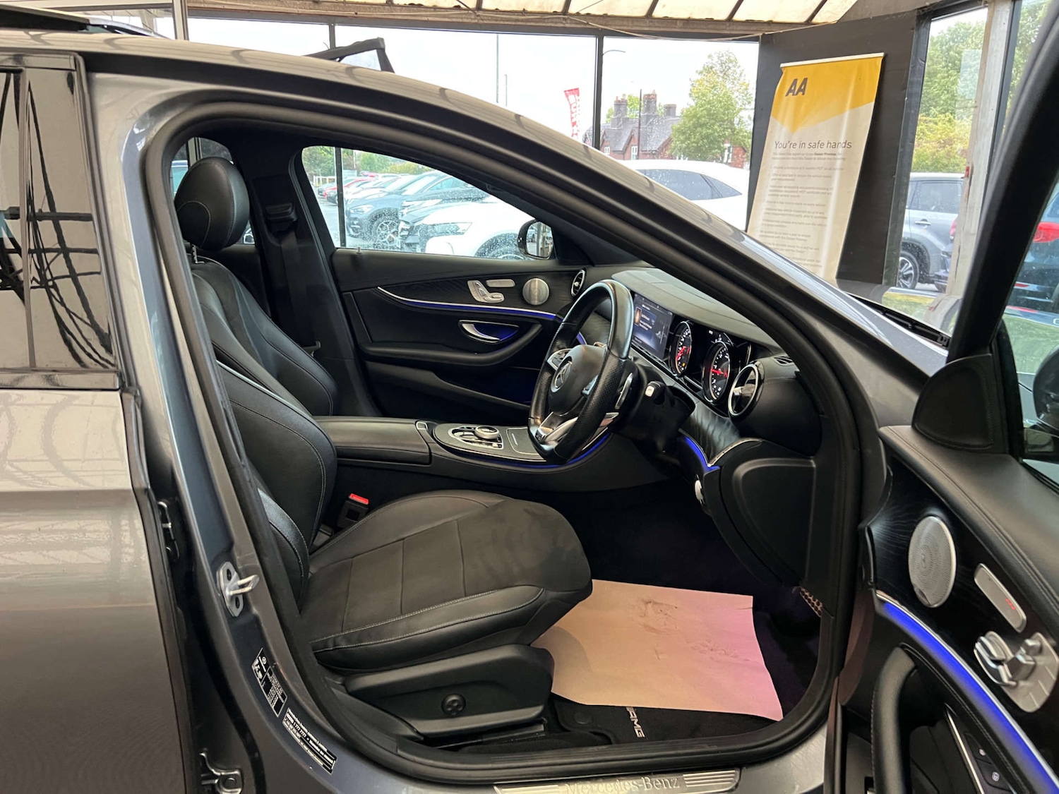 Used Mercedes-Benz E Class 2018 for sale - 76174338: Photo 8