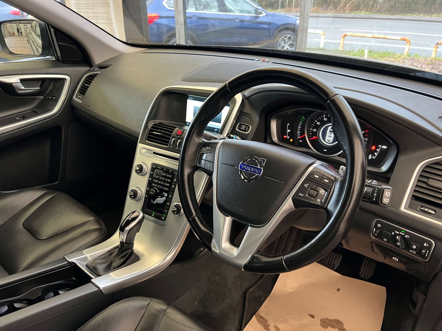 Used Volvo XC60 2016 for sale - 77688299: Photo 12