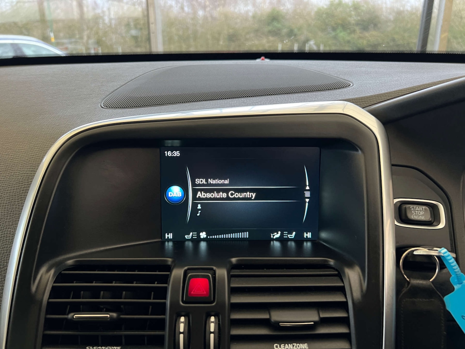 Used Volvo XC60 2016 for sale - 77688299: Photo 19