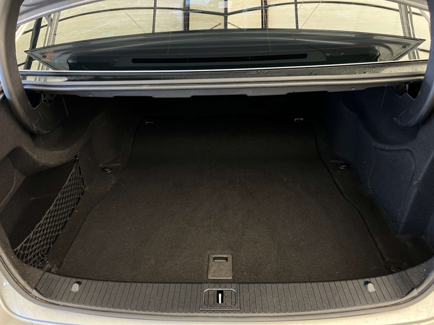 Used Mercedes-Benz E Class 2014 for sale - 77675375: Photo 21