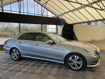 Used Mercedes-Benz E Class 2014 for sale - 77675375: Photo