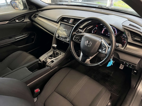 Used Honda Civic 2019 for sale - 76174351: Photo 11