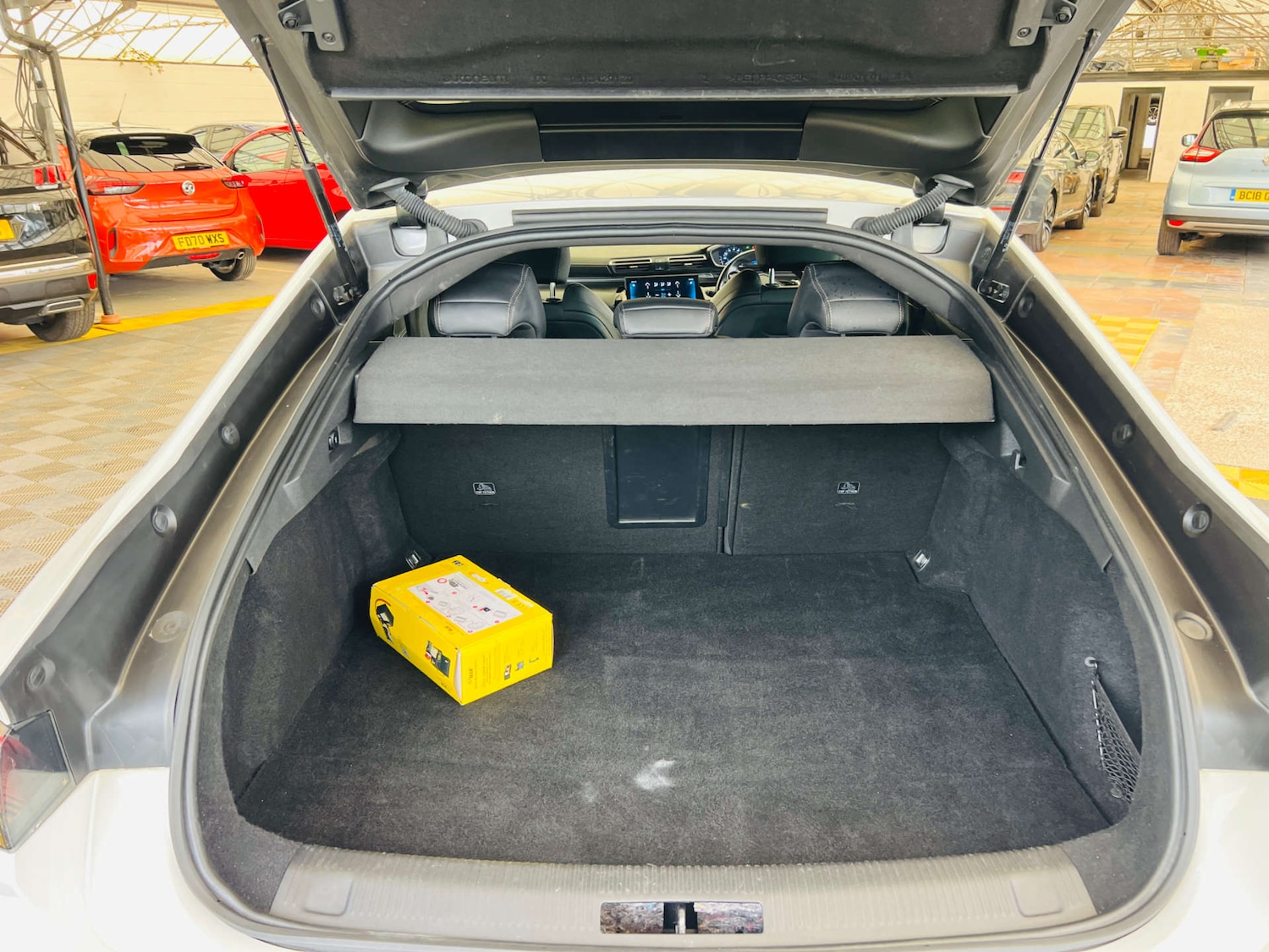 Vehicle 29