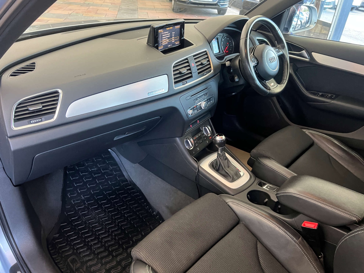 Used Audi Q3 2014 for sale - 77452426: Photo 26