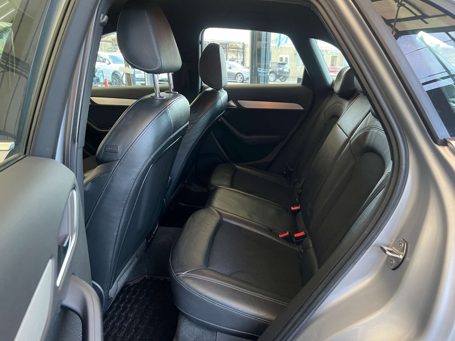 Used Audi Q3 2014 for sale - 77452426: Photo 27