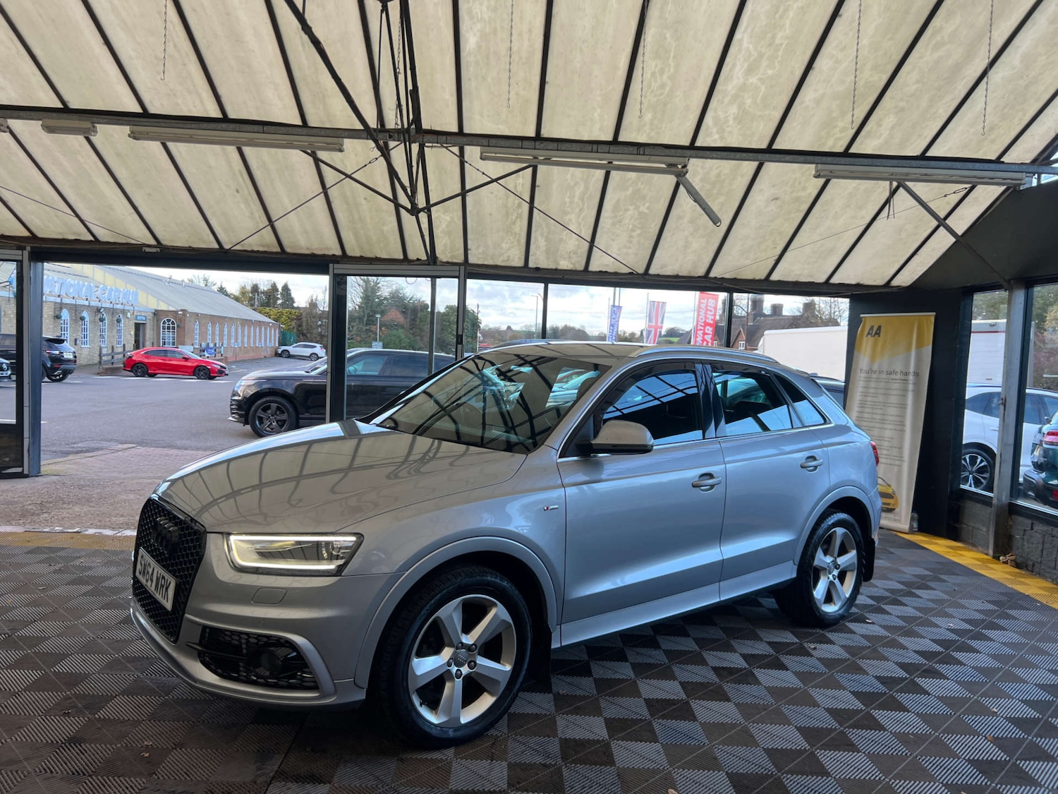 Used Audi Q3 2014 for sale - 77452426: Photo 4