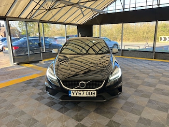 Used Volvo V40 2017 for sale - 77946393: Photo