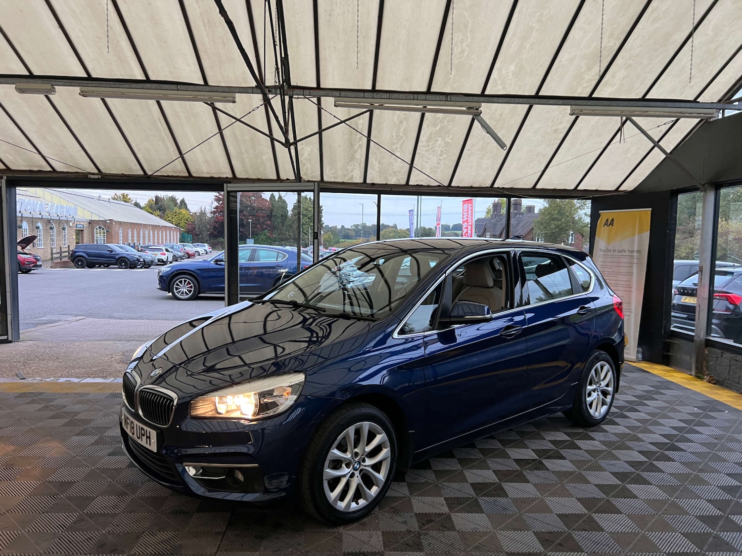 Used BMW 2 Series 2018 for sale - 76910592: Photo 5