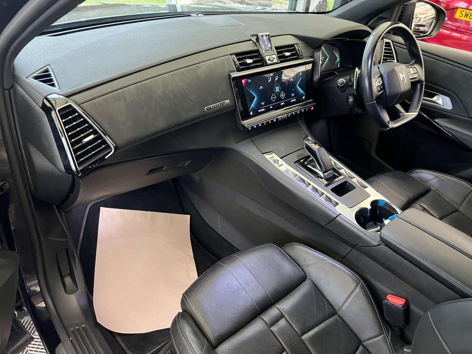 Used DS Automobiles DS 7 Crossback 2021 for sale - 76287428: Photo 27