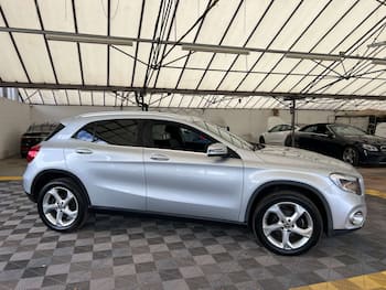 Used Mercedes-Benz GLA 2018 for sale - 79672402: Photo