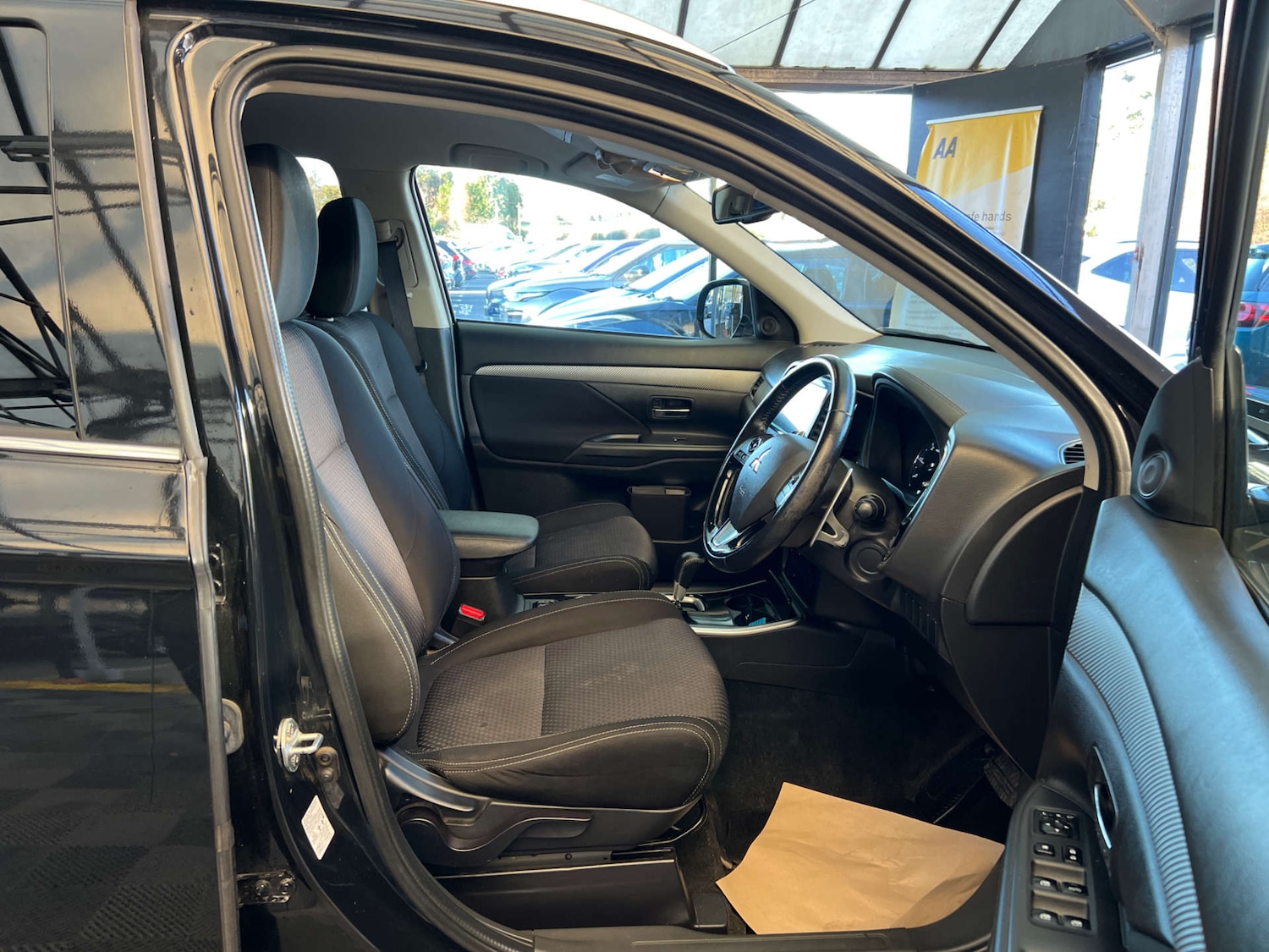 Used Mitsubishi Outlander 2019 for sale - 76650400: Photo 10