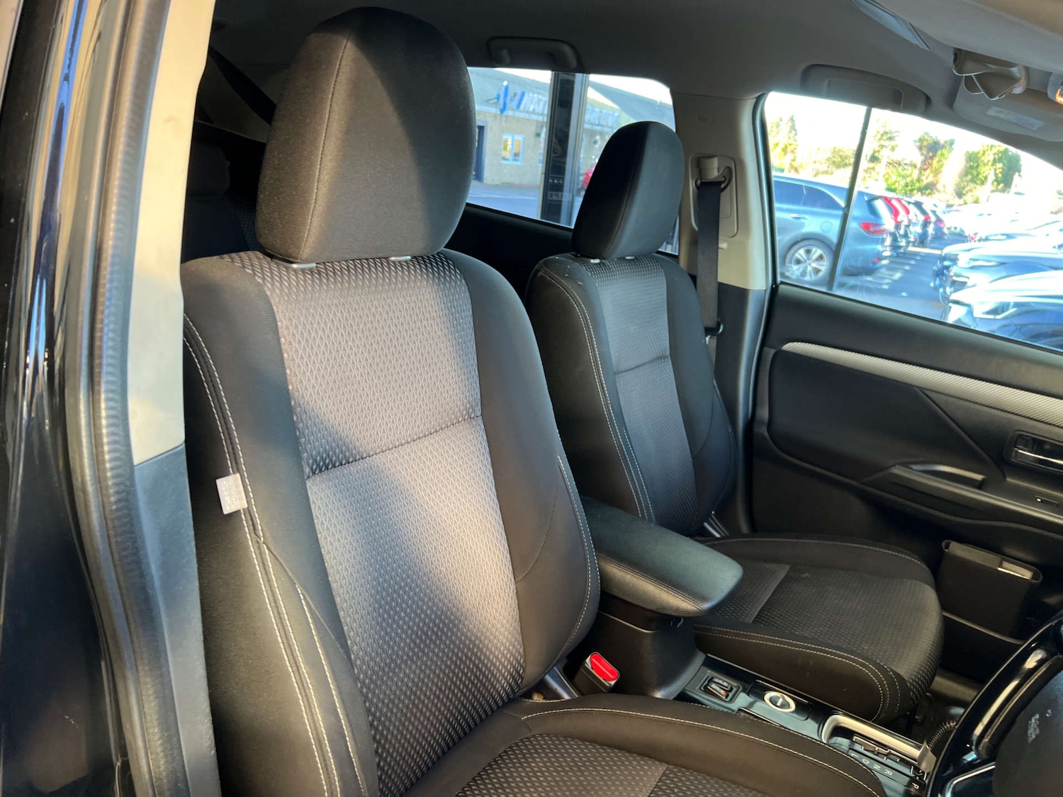 Used Mitsubishi Outlander 2019 for sale - 76650400: Photo 11