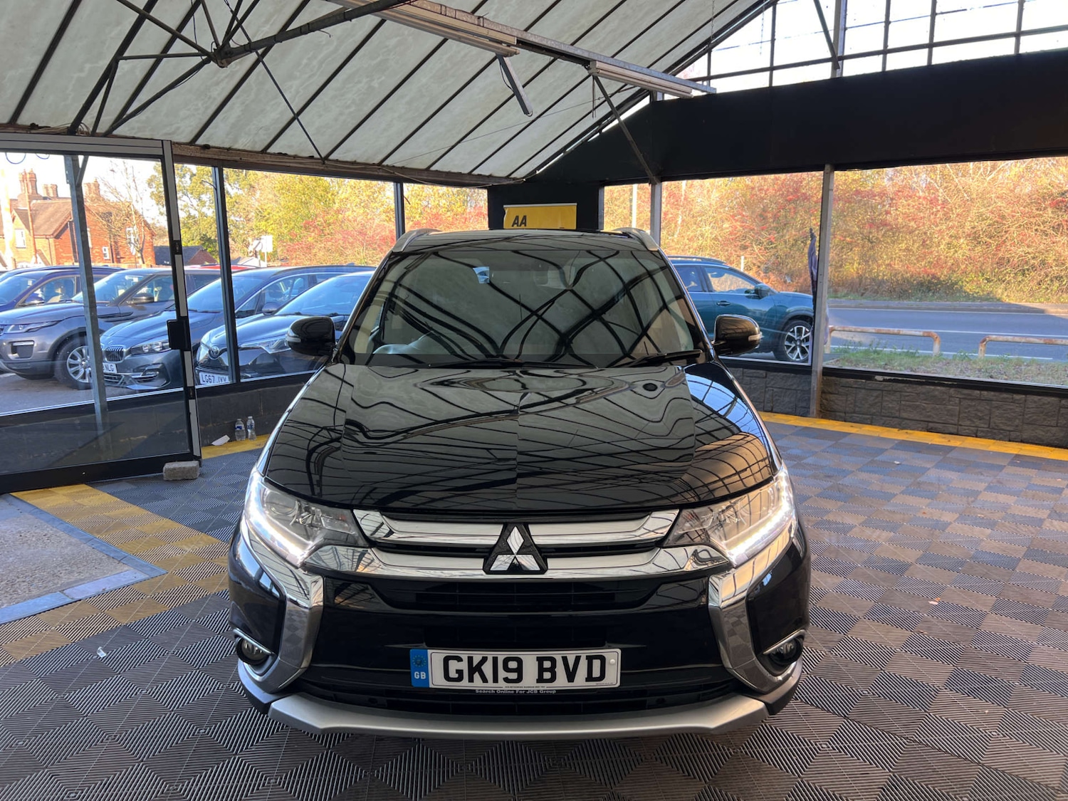 Used Mitsubishi Outlander 2019 for sale - 76650400: Photo 2
