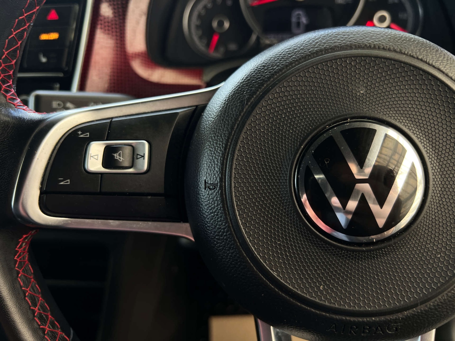 Used Volkswagen up! 2020 for sale - 77821700: Photo 15