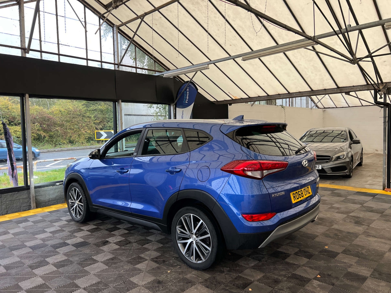 Used Hyundai TUCSON 2018 for sale - 76174350: Photo 6