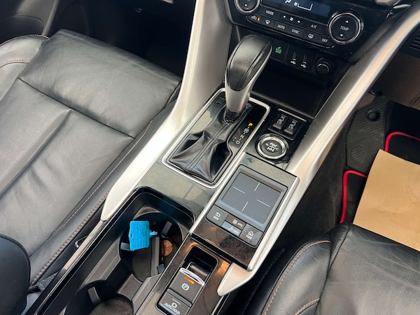 Used Mitsubishi Eclipse Cross 2018 for sale - 75336323: Photo 20