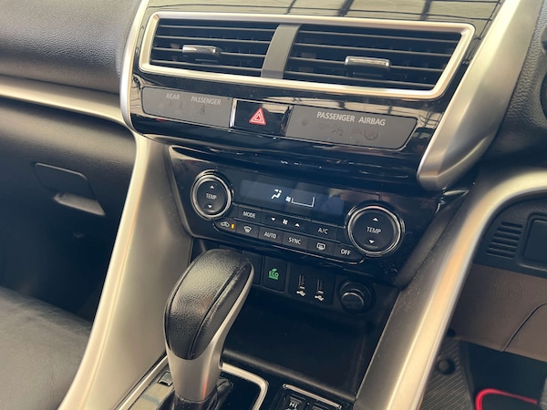 Used Mitsubishi Eclipse Cross 2018 for sale - 75336323: Photo 21