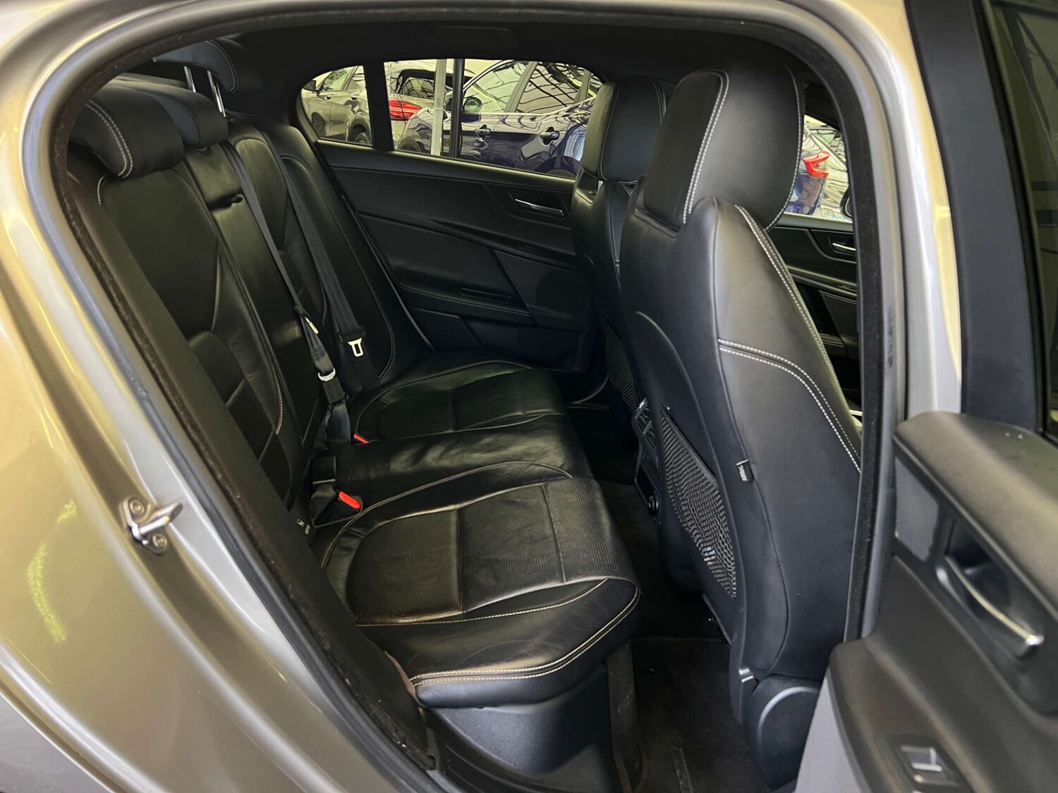 Used Jaguar XE 2017 for sale - 77529384: Photo 25